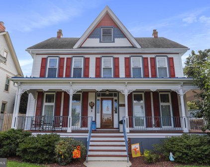 25 W Water St, Smithsburg