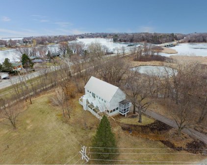 19980 Cottagewood Road, Deephaven