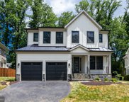 807 Plum Street  Sw SW, Vienna image