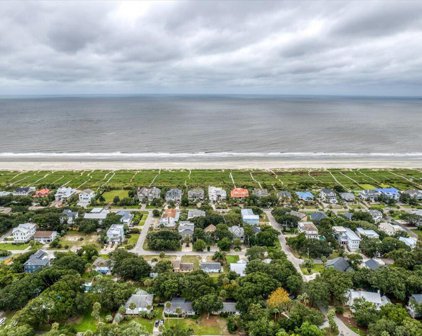 6 Forest Trail Ct 1 Court, Isle Of Palms