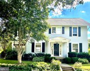 3906 Aspen St, Chevy Chase image