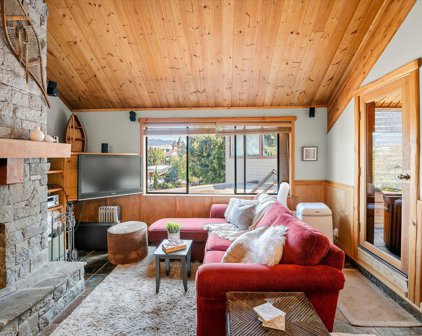 4201 Sunshine Place Unit 2, Whistler