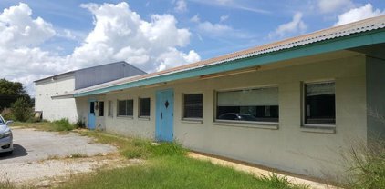 128 S Carroll St, Poth