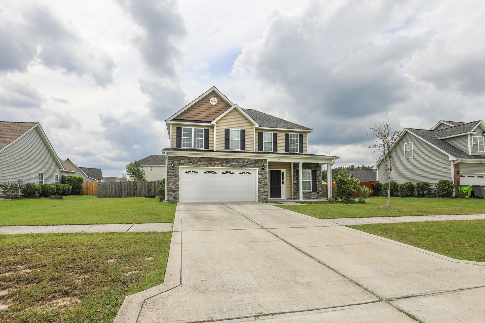167 Moonstone Court, Jacksonville NC 28546 The Whalen Team