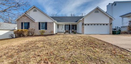 826 Emerald Place  Drive, St Charles