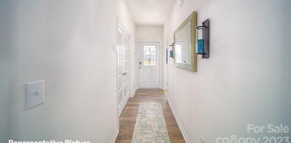 1071 Foxberry  Lane, Maiden
