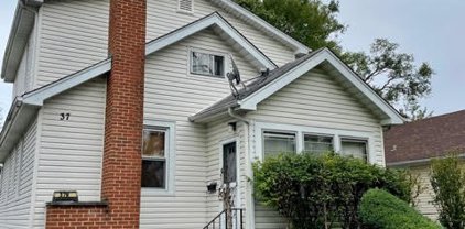 37 N Yale Avenue, Villa Park