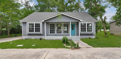 241 W Lakeside Drive, Huntsville