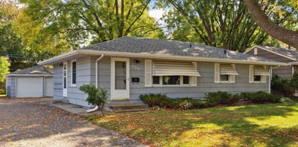 419 Monroe Avenue S, Edina