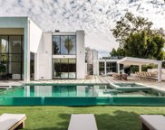 1024  Summit Dr, Beverly Hills image