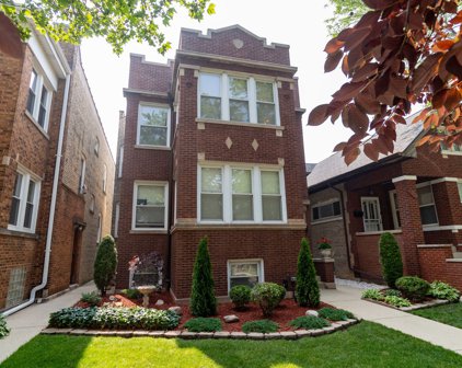 4418 N Manor Avenue, Chicago