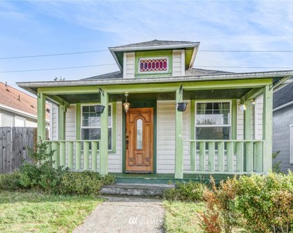 1303 E Marine View Drive, Everett