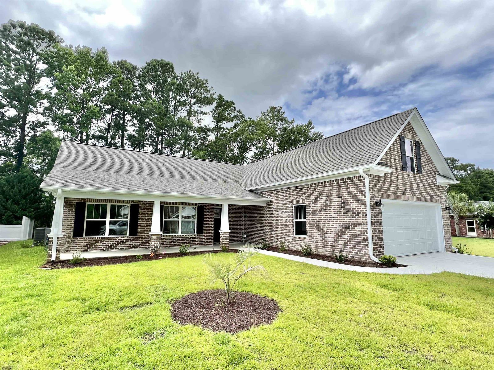 MLS 2213965 Colonial Charters Colonial Lakes 645 Charter Dr., Longs