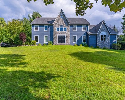 8 Fidelian Way, Montville Twp.