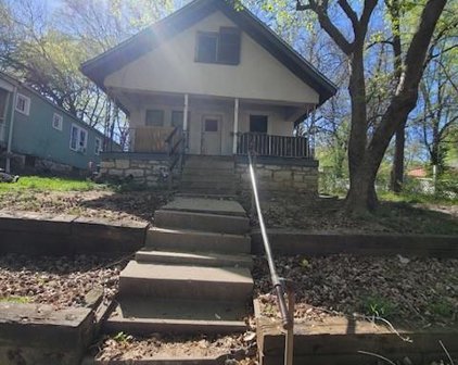 2526 Denver Avenue, Kansas City