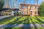 1005 Pickett  Sw Place SW, Vienna image