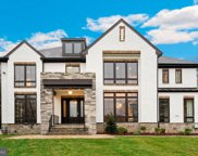 702 Walker Rd, Great Falls image