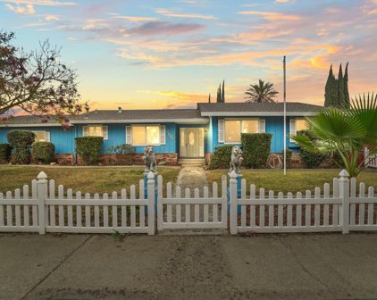 2008 Rose Avenue, Ceres