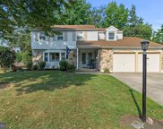 6 Forest Hill Dr, Cherry Hill image