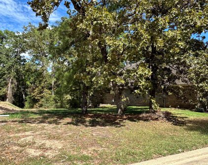 230 Creekwood East, Montgomery