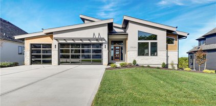 17024 Magnolia Street, Overland Park