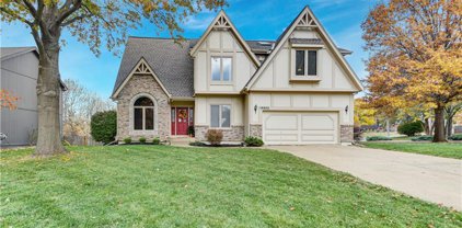 14802 Rhodes Circle, Lenexa