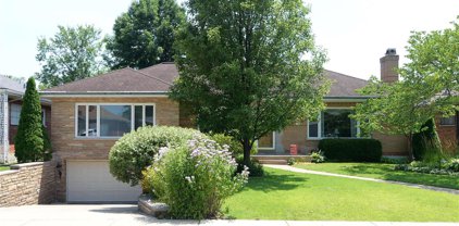 5950 Bishops  Place, St Louis