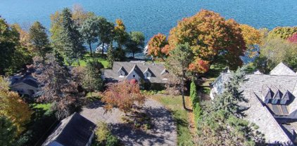6372 Smithtown Road, Victoria