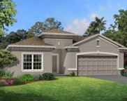 9292 Crescent Ray Drive, Wesley Chapel image
