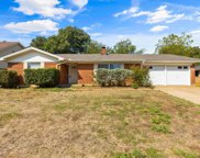 7704 Camelot  Road, Fort Worth image