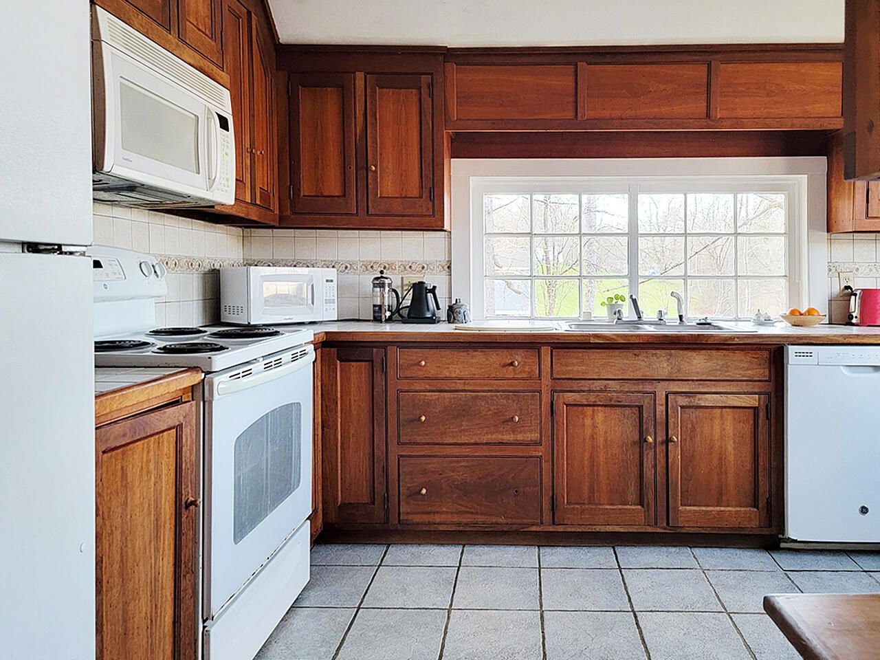 65 Bristol Road, Damariscotta, 04543