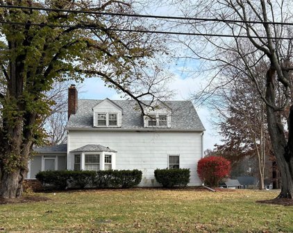 526 Graeser, Creve Coeur