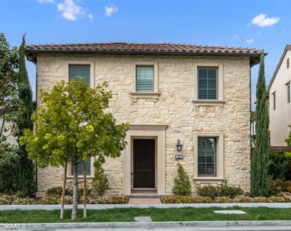 125 Bellini, Irvine