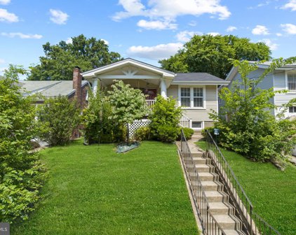 3050 NE Vista  Ne Street, Washington