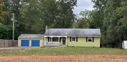 12205 Hooe Rd, Bristow