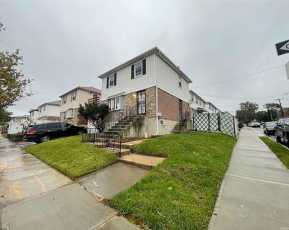 22-15 Whitestone Expressway, Whitestone
