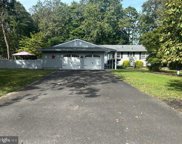 3 Dewberry Ct, Medford image