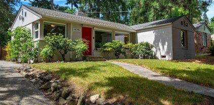 14745 27th Avenue NE, Shoreline