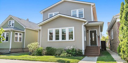 5709 W Henderson Street, Chicago