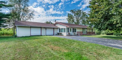 750 Burnt House Rd, Carlisle