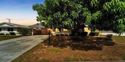 605 Oakmont Avenue, Sun City Center