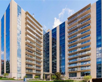 4545 Wornall Street Unit #L05, Kansas City