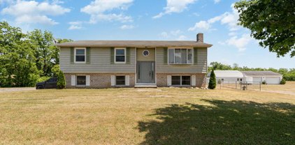 115 Oak Hill Rd, Carlisle