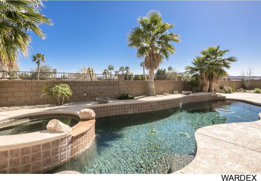 916 Cala Rosa Dr, Lake Havasu City MLS 900586 »» Call/Text