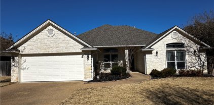 326 Agate Drive, College Station