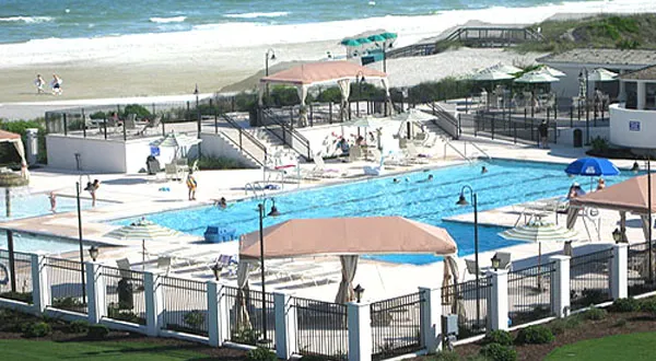 Dunes Club Pool Amenity