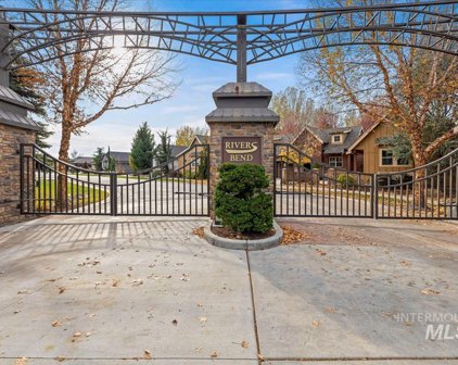 5858 N Duxbury Pier, Garden City