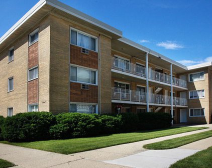 4544 River Road Unit #A5, Schiller Park