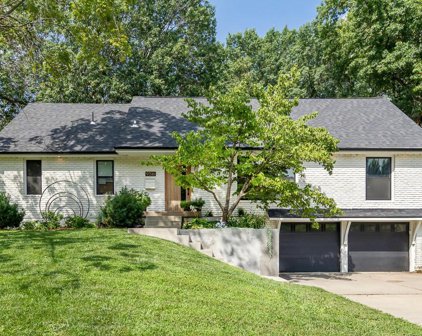9516 Linden Street, Overland Park