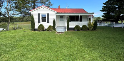 1775 Davis Valley Road, Rural Retreat